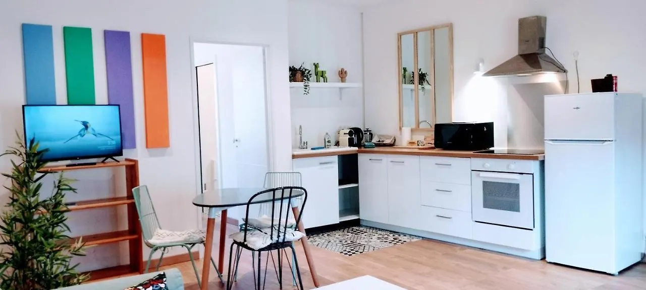 Appartement La maison des nomades à Avignon 0*,  France